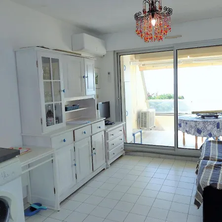 Apartman Studio 3 Pers Avec Climatisation Criques De La Corniche